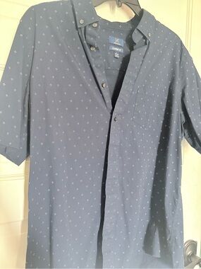 Men’s button down short sleeve